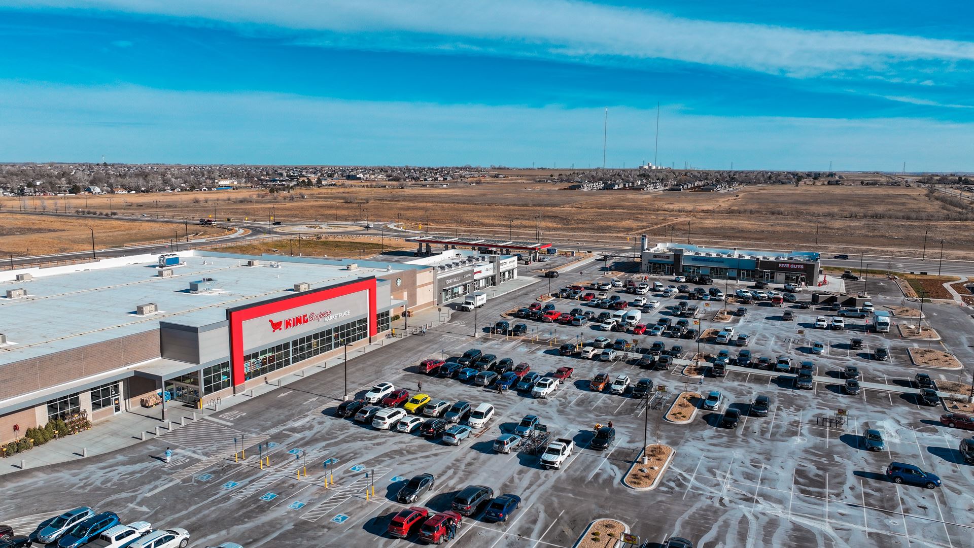 A landscape of a shopping center